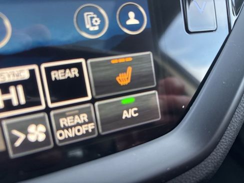 New 2026 Subaru Ascent Limited Bronze image 31