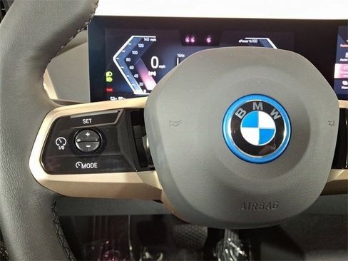 Used 2025 BMW iX xDrive50 image 19