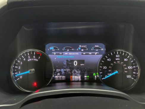 Used 2019 Ford Expedition XLT w/ Equipment Group 202A image 27