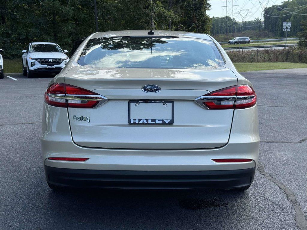 Used 2019 Ford Fusion S FWD image 23