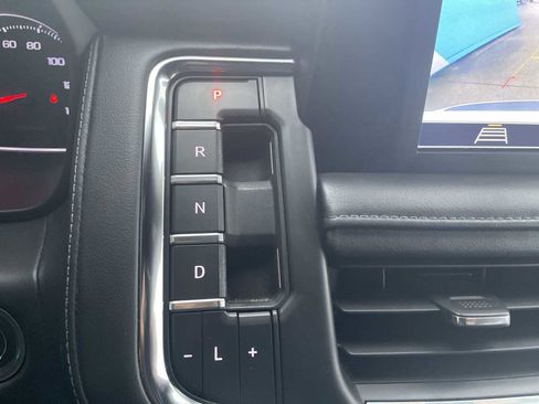 Used 2022 Chevrolet Tahoe 2WD w/ Remote Keyless Entry Package image 15