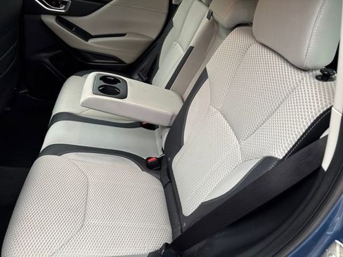 Used 2020 Subaru Forester Premium image 10