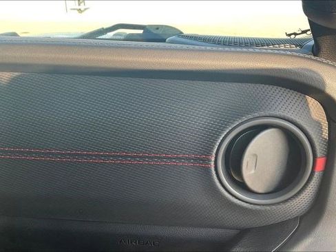 Used 2024 Jeep Wrangler Unlimited Rubicon image 20