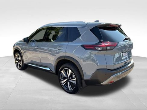 Used 2023 Nissan Rogue SL w/ SL Premium Package AWD/4WD image 9