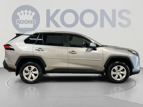 Used 2023 Toyota RAV4 LE FWD image 8