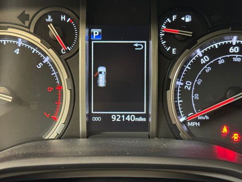 Used 2024 Toyota 4Runner Limited image 32