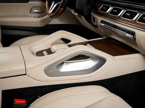 Used 2022 Mercedes-Benz GLS 450 4MATIC image 50