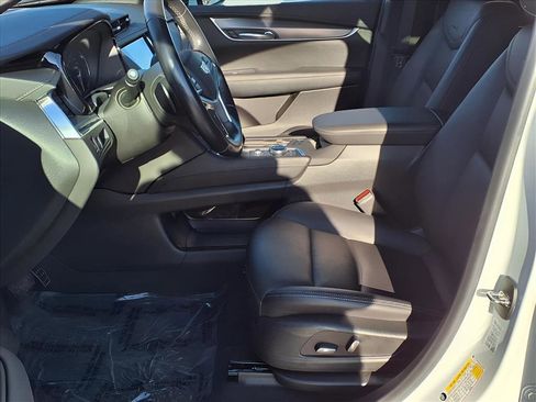 Used 2021 Cadillac XT5 Luxury image 19