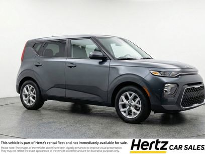 Used 2025 Kia Soul LX w/ LX Technology Package