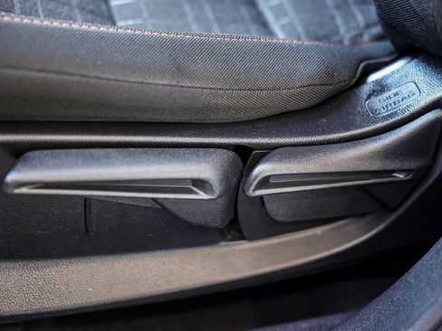 Certified 2024 Honda HR-V Sport image 27