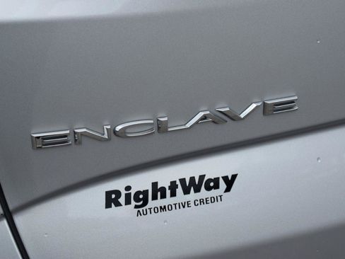 Used 2022 Buick Enclave Premium FWD image 13
