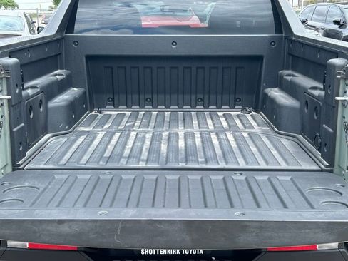 Used 2025 Hyundai Santa Cruz SEL image 12