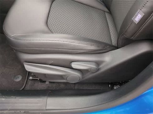 New 2026 Jeep Compass Latitude image 18