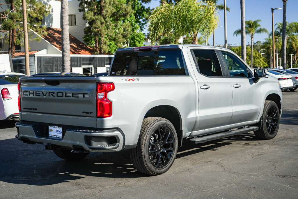 New 2026 Chevrolet Silverado 1500 RST w/ Convenience Package II AWD/4WD image 6