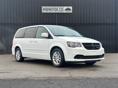 Used 2017 Dodge Grand Caravan SE