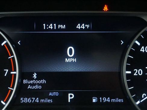 Used 2021 Nissan Rogue SV w/ Premium Package image 46