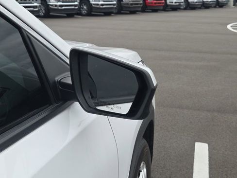 Used 2024 GMC Terrain SLE AWD/4WD image 6