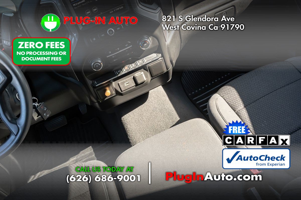 Used 2020 Chevrolet Silverado 1500 Custom w/ Custom Value Package RWD image 15