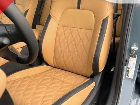 Certified 2025 Nissan Sentra SV w/ SV Premium Package FWD image 24