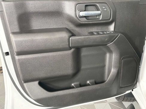 Used 2023 Chevrolet Silverado 2500 Custom w/ Custom Value Package AWD/4WD image 10