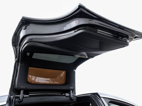 Used 2018 Tesla Model X 75D image 49