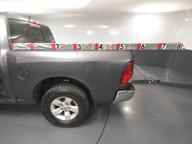 Used 2017 RAM 1500 Classic SLT AWD/4WD image 27