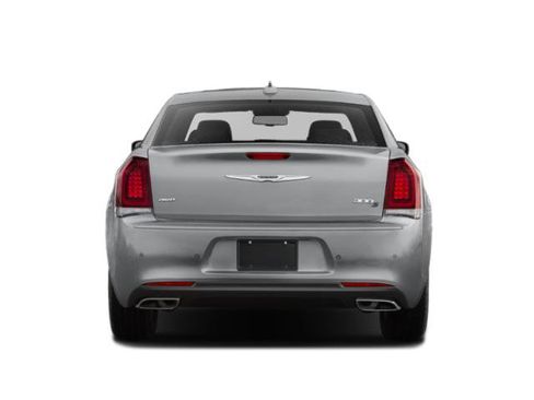 Certified 2018 Chrysler 300 S image 5