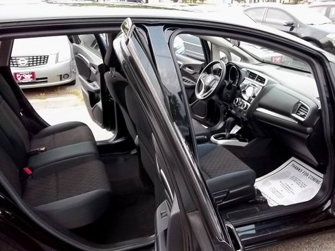Used 2016 Honda Fit LX image 4