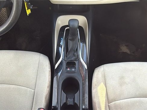 Used 2020 Toyota Corolla LE image 20