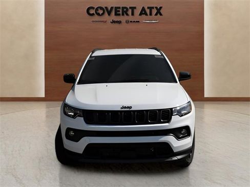 New 2026 Jeep Compass Latitude image 7