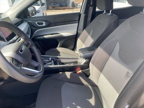 Certified 2024 Jeep Compass Sport image 18