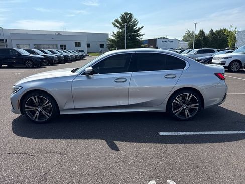 Used 2019 BMW 330i xDrive Sedan w/ Driving Assistance Package AWD/4WD image 2