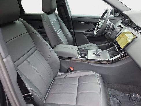 Used 2024 Land Rover Range Rover Evoque Dynamic SE image 10