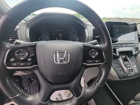 Used 2018 Honda Odyssey EX-L image 15