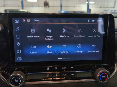 Used 2024 Chevrolet Colorado Trail Boss w/ Technology Package image 13