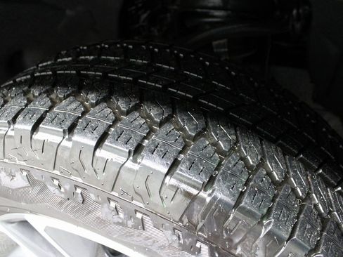 Used 2025 Chevrolet Silverado 1500 RST image 7