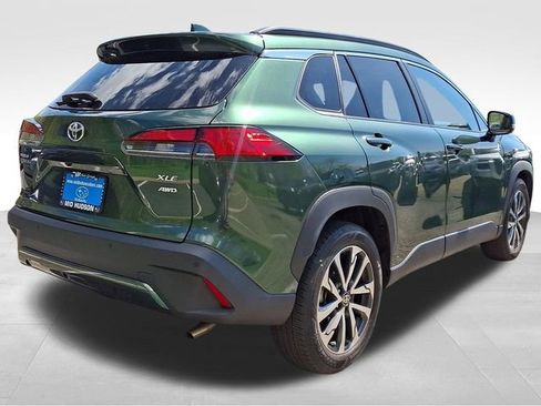 Used 2023 Toyota Corolla Cross XLE w/ Convenience Package image 5