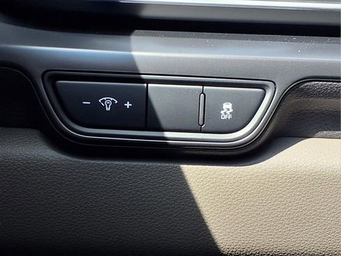 New 2026 Kia Carnival LX FWD image 11