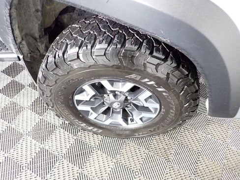 Used 2023 Toyota Tacoma TRD Off-Road w/ TRD Premium Off Road Package image 38