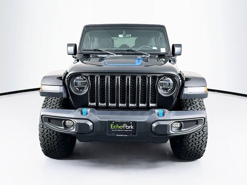 Used 2022 Jeep Wrangler Unlimited Rubicon 4xe w/ Cold Weather Group AWD/4WD image 2