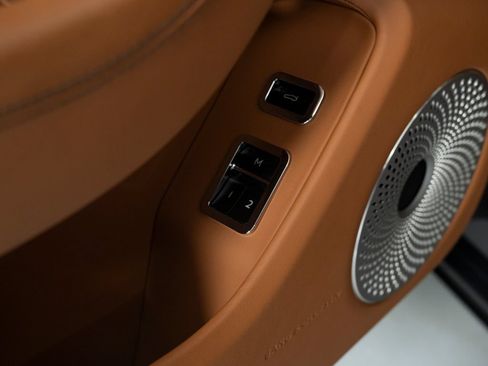 Used 2021 Bentley Flying Spur W12 AWD/4WD image 16