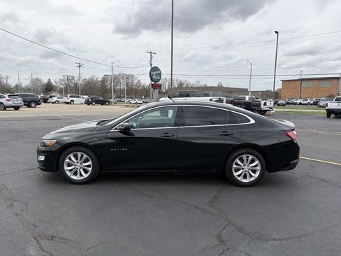 Used 2021 Chevrolet Malibu LT image 9