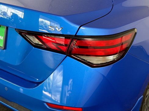 Used 2022 Nissan Sentra SV w/ Trunk Package image 34