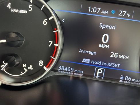 Used 2024 Nissan Altima 2.5 SV image 31