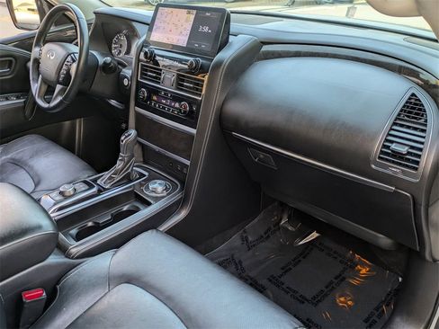 Used 2024 INFINITI QX80 Luxe image 29