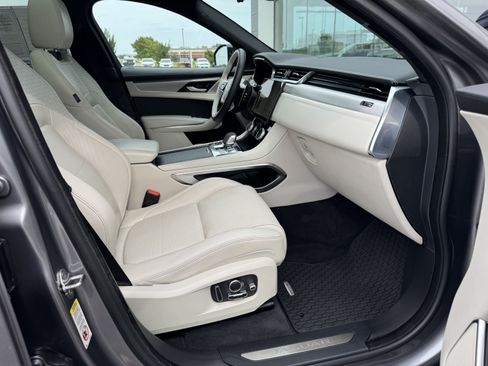 Certified 2024 Jaguar F-PACE R-Dynamic S AWD/4WD image 3