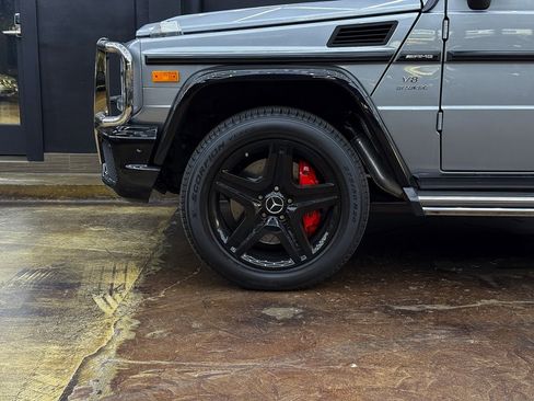 Used 2017 Mercedes-Benz G 63 AMG 4MATIC image 4