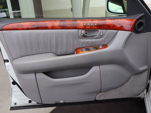 Used 2005 Lexus LS 430 image 23