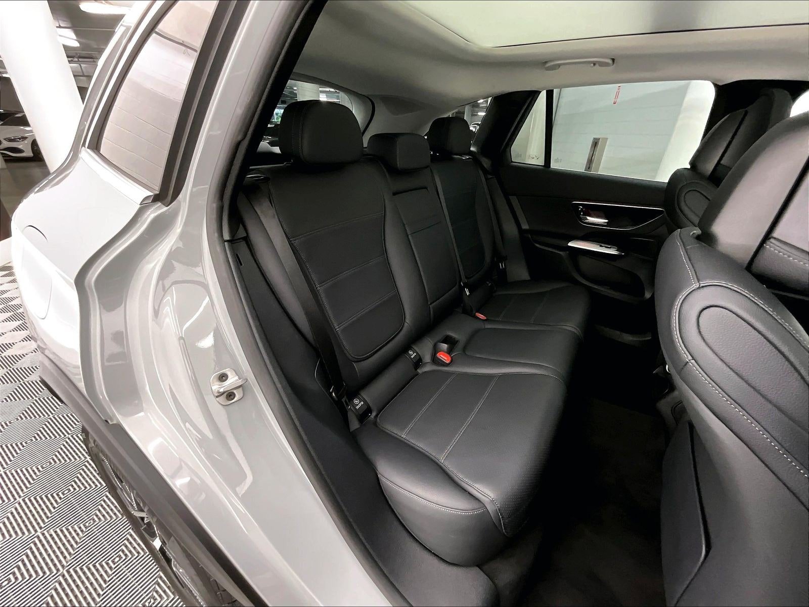 Certified 2025 Mercedes-Benz GLC 350e 4MATIC image 17