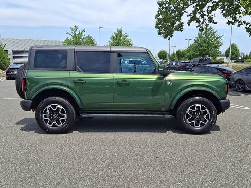 Used 2023 Ford Bronco Outer Banks AWD/4WD image 10